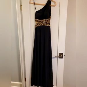 Black and Gold Evening Gown / Prom Dress, Size 2